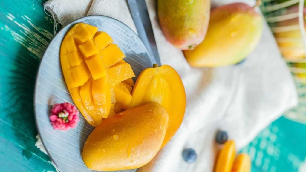 Os 11 Benefícios da manga: Mais do que apenas uma fruta suculenta 3 benefícios da manga.