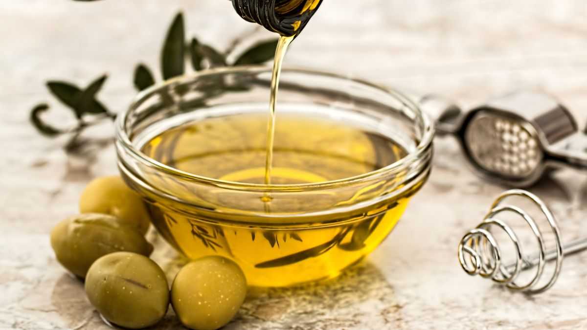 Dicas Saúde na Net - Receitas Naturais 10 Alimentos que ajudam baixar colesterol Azeite extra virgem